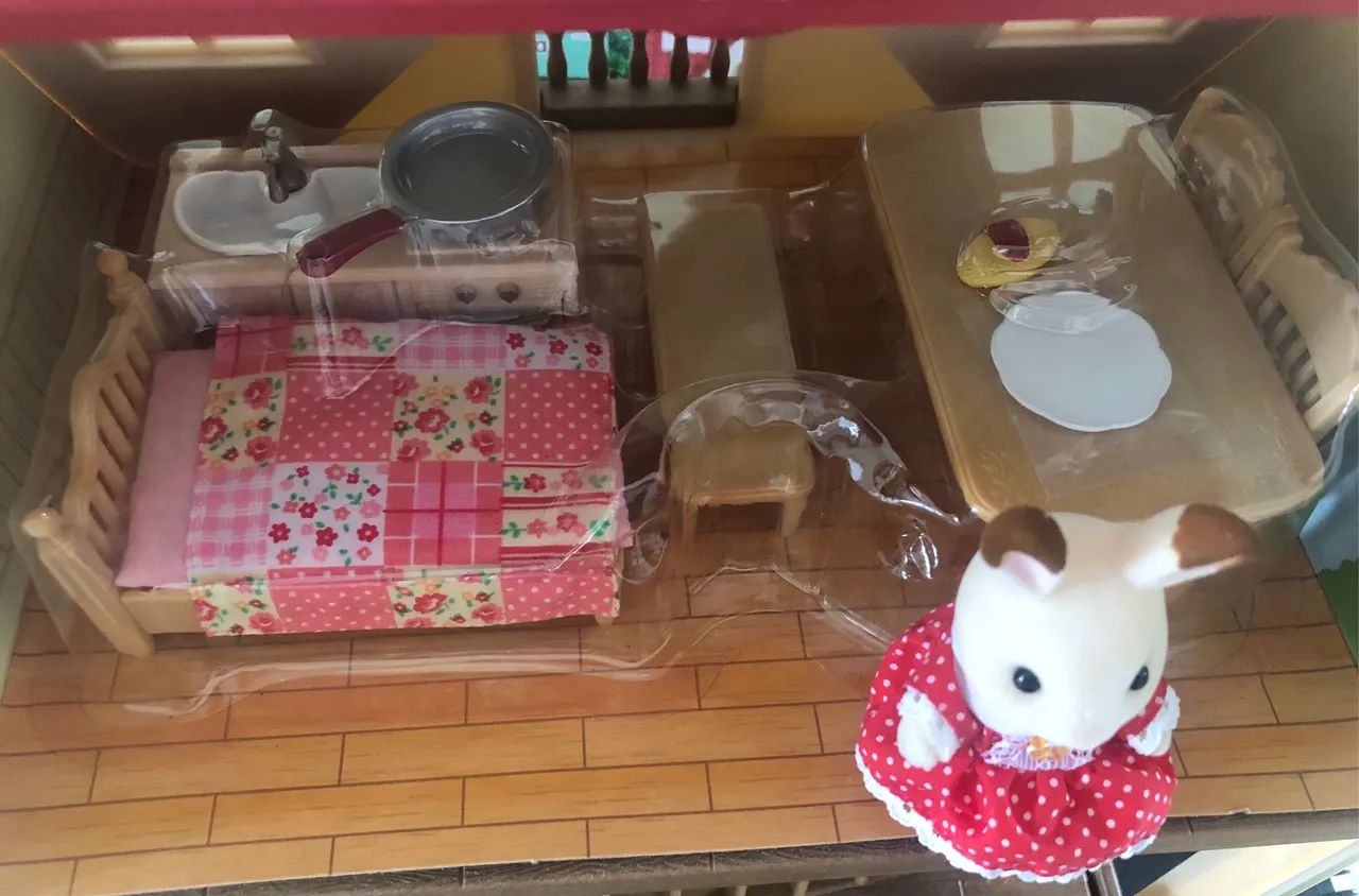 Sylvanian Families Minha Primeira Casa (BEM CONSERVADA) - Foto 2