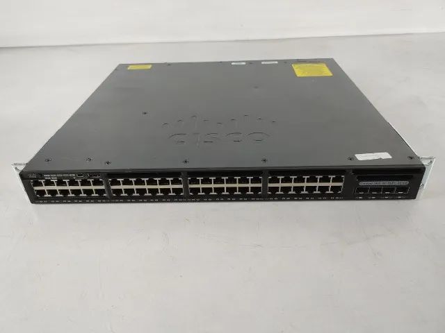 Switch Cisco Catalyst 3650 48 portas PoE 2x10G Uplink LAN Base