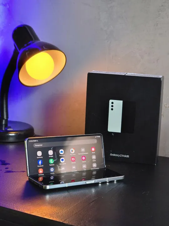 Galaxy Z FOLD 5 512GB Creme - seminovo.