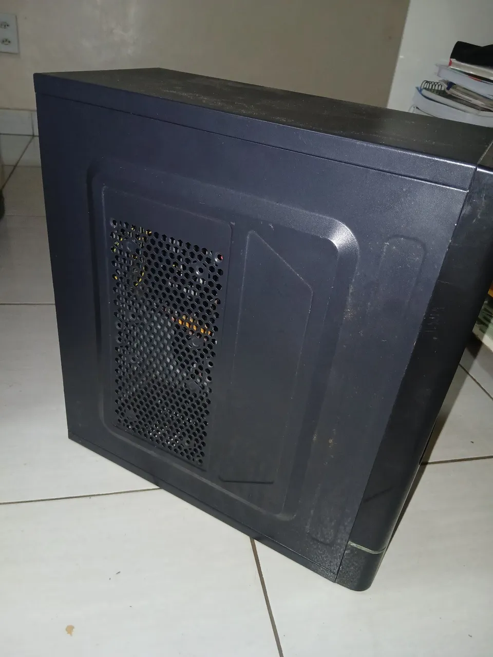 Computador com Mouse e teclado