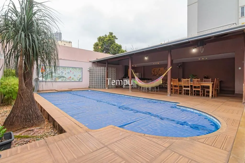 Sobrado de 421m² à venda no bairro Jardim América - Goiânia/GO