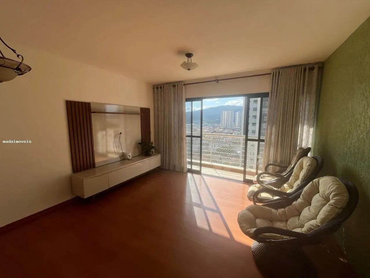 Apartamento para Locação em Mogi das Cruzes, Centro, 3 dormitórios, 1 suíte, 3 banheiros,