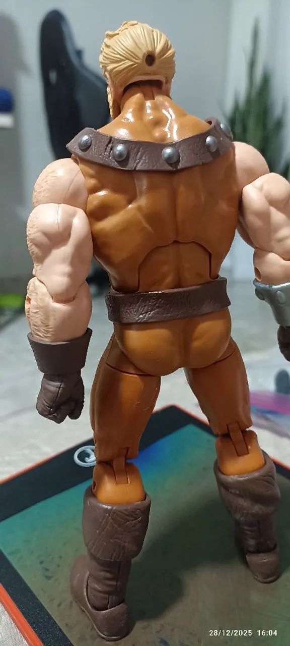 Dentes de saber Marvel legends  - Foto 2