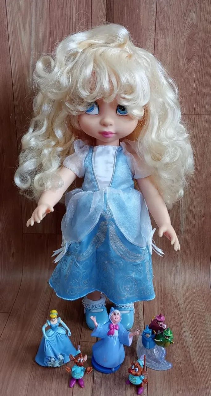 Boneca Cinderela com Acessórios - Disney