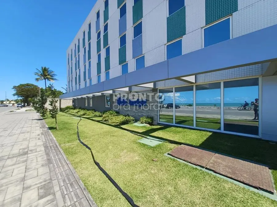 Flat no Pool hoteleiro localizado na orla de Piedade com 13,73m². O imóvel possui quarto