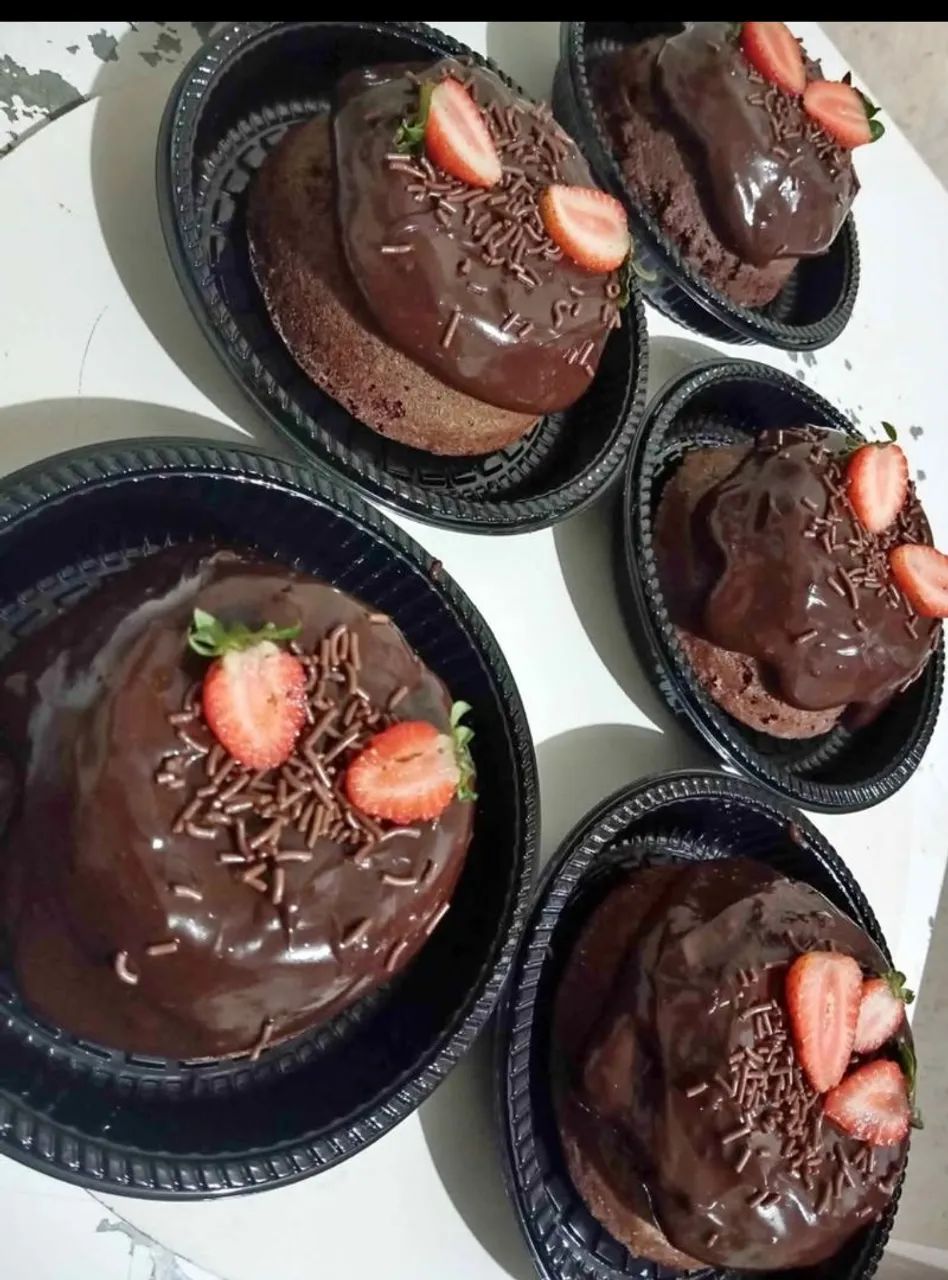 Faço mini bolo vulcão por encomenda *