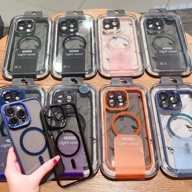 Capa de Celular Light Sand Com Película para Câmera Modelo Iphone - Foto 2
