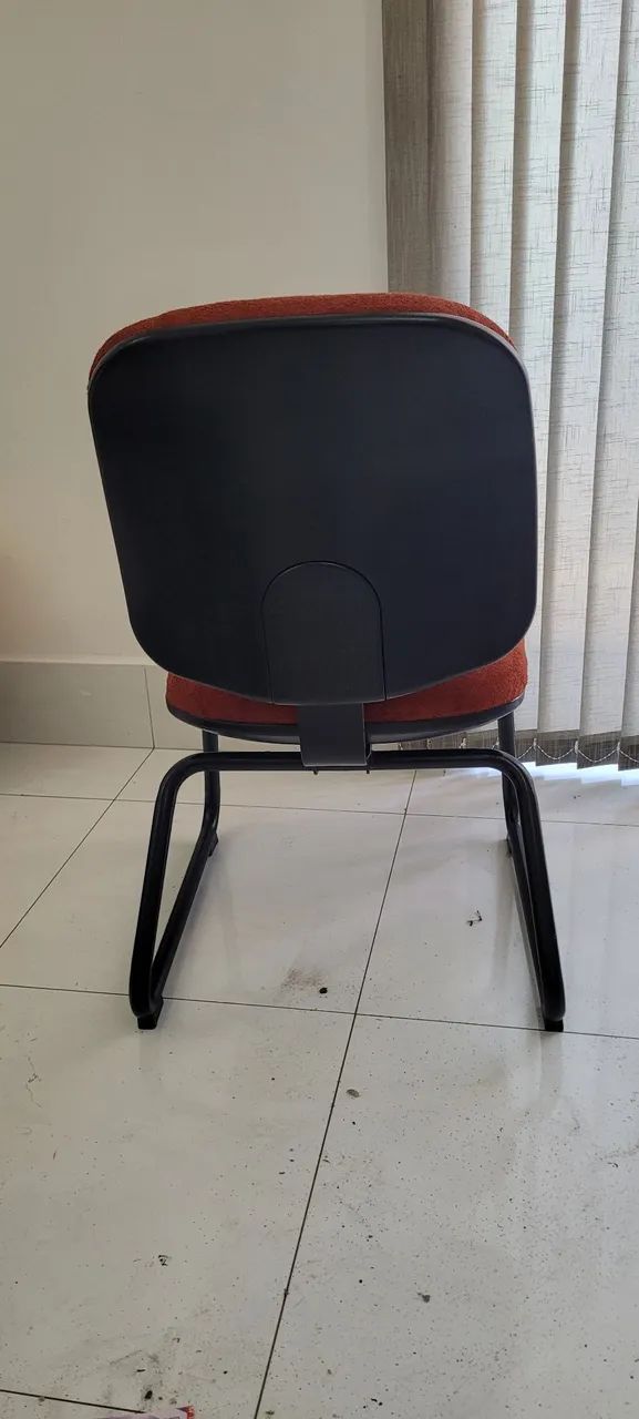 Cadeira de escritorio reformada - Foto 2