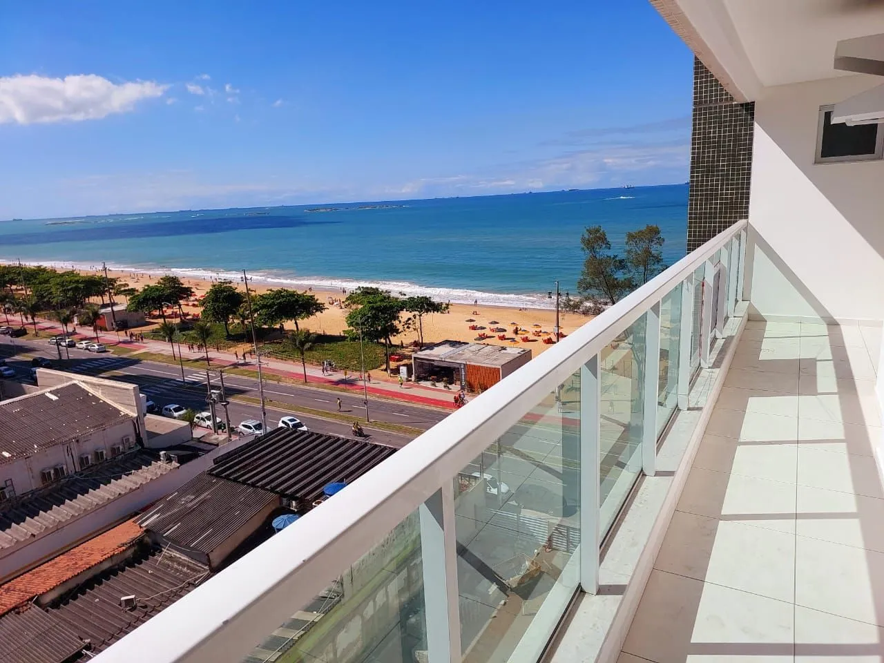 APTO 2 QTS, SOL DA MANHÃ COM VISTA AMPLA PARA O MAR!!!!