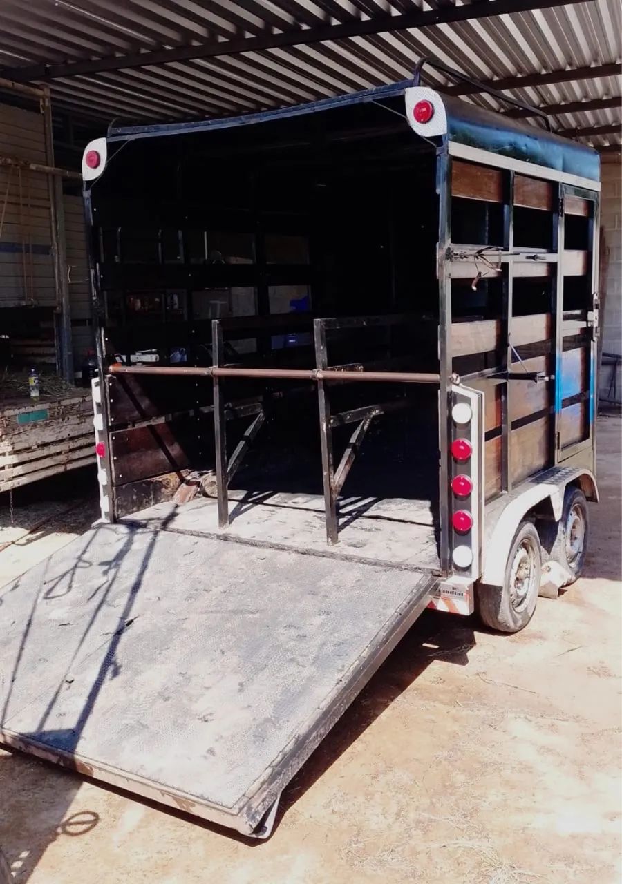 Trailer para 3 cavalos - Foto 5