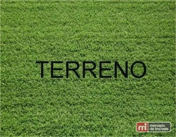 Excelente Terreno em Condomínio, plano, de ilha, medindo 336,00 m² (12 x 28 metros). Pront