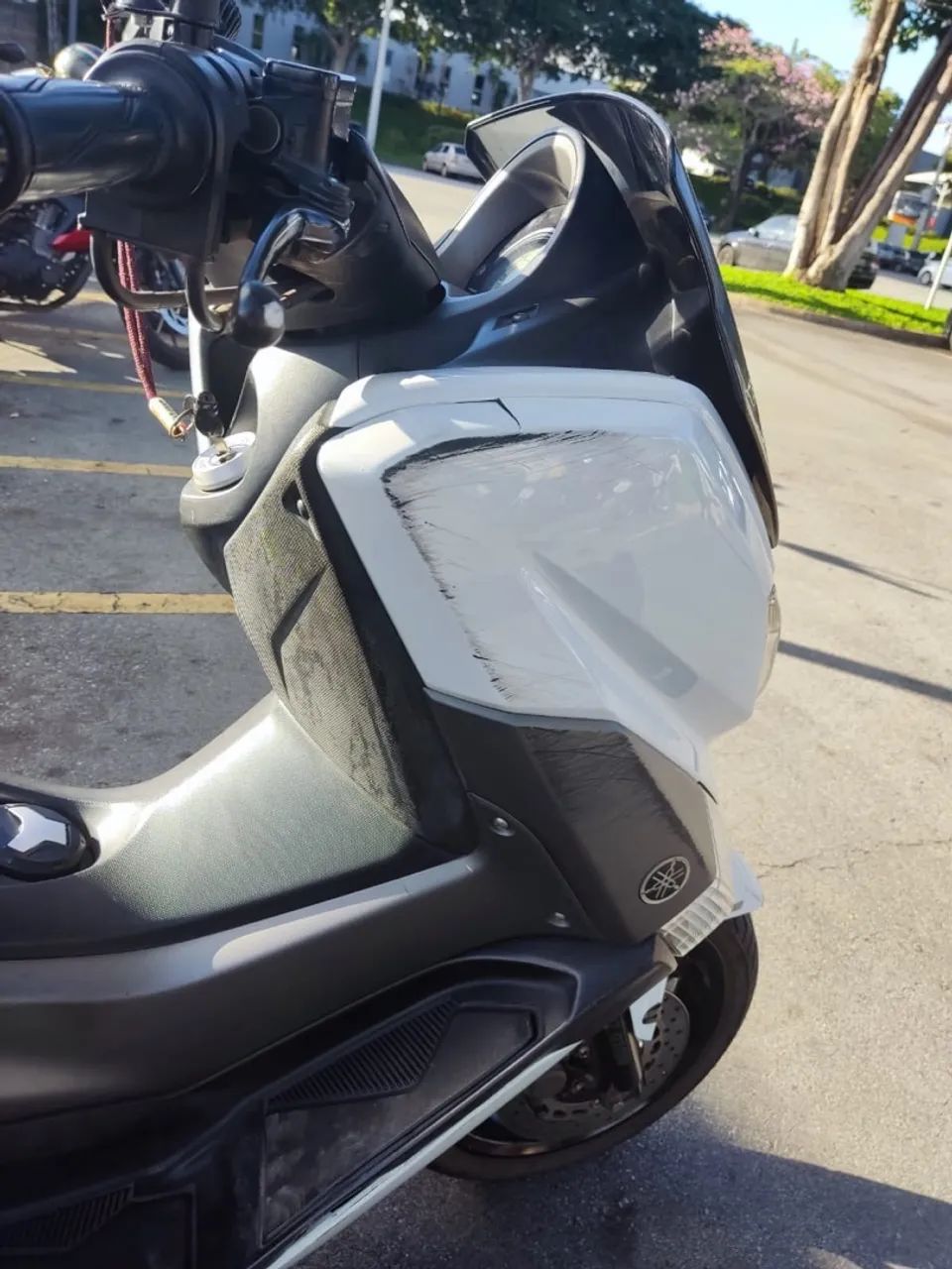 Yamaha Nmax 2018 - Foto 2