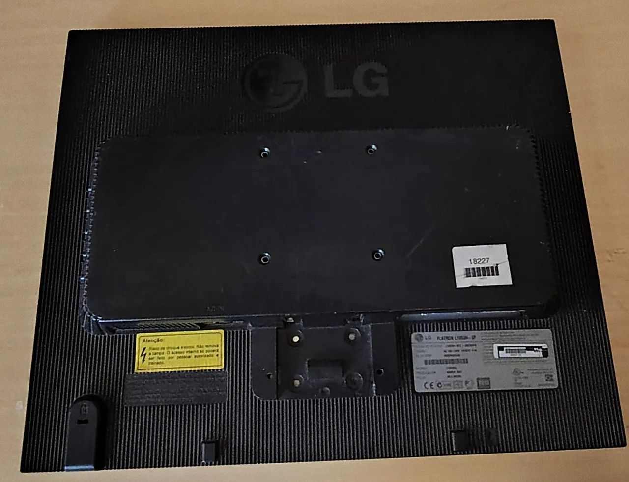 Placa Mãe do Monitor LG Flatron L1953H - 19 polegadas - Foto 2