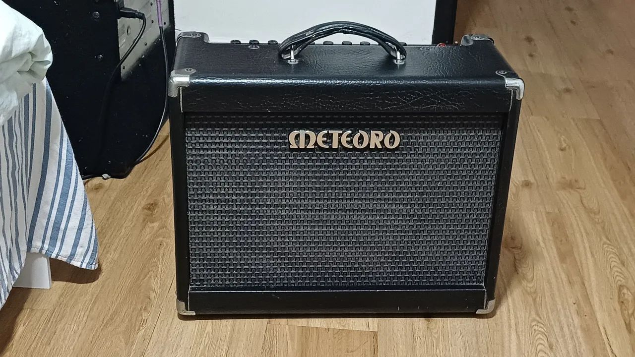 Amplificador Meteoro MGV7 - Valvulado funcionando perfeitamente e revisado