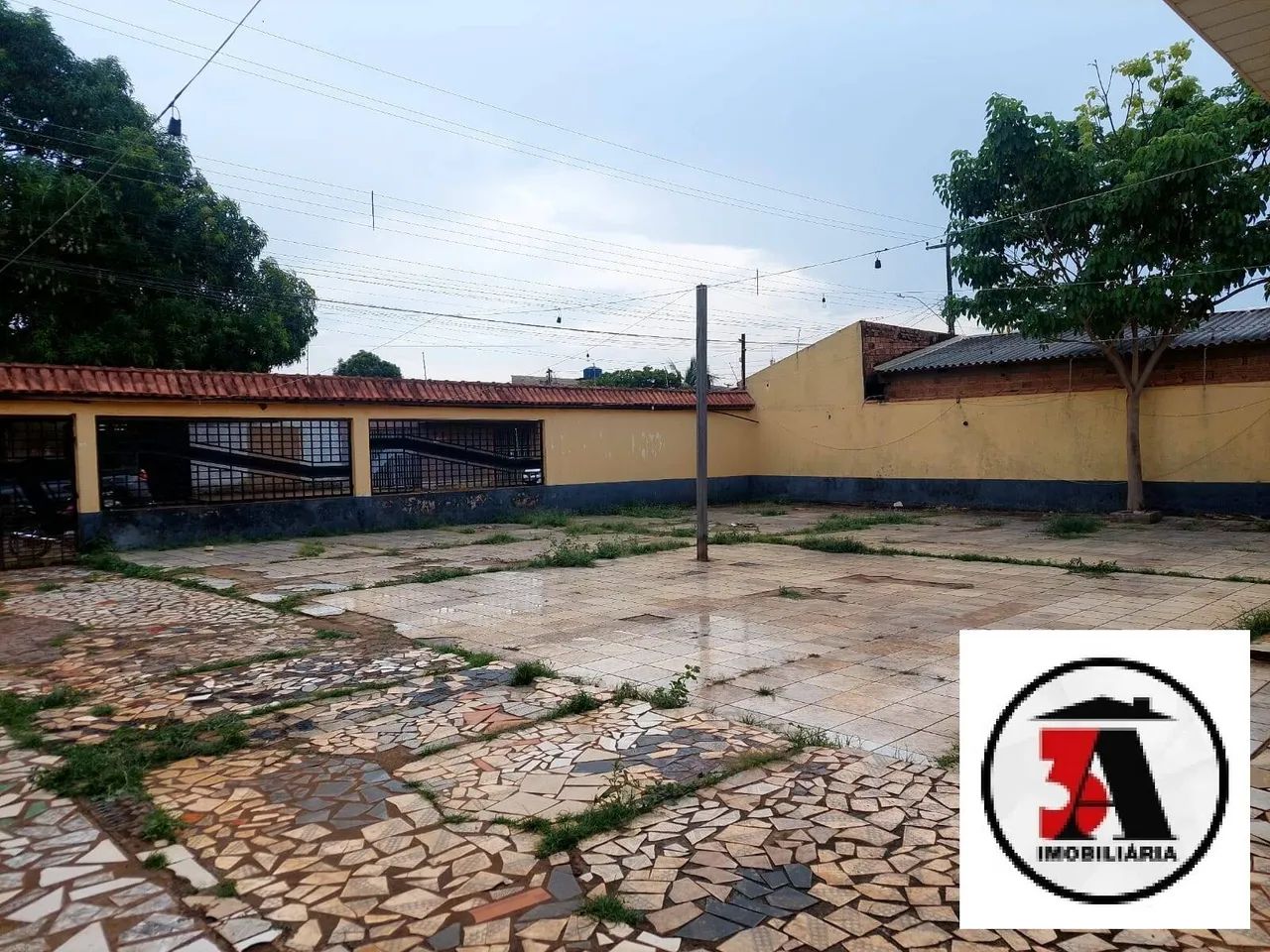 Casa a venda em excelente localização - Foto 3