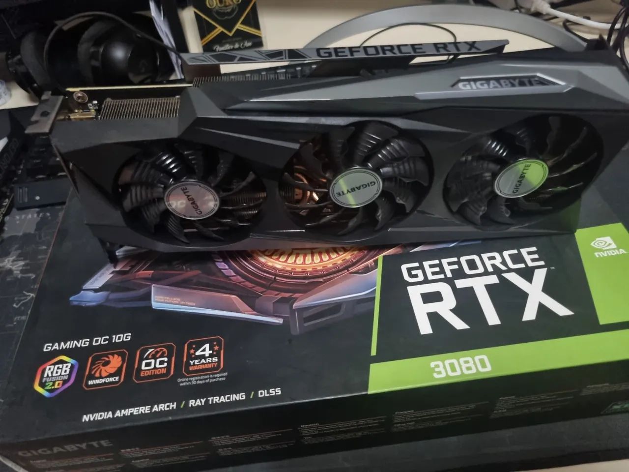 Placa de Vídeo Gigabyte GeForce RTX 3080 Gaming OC 10G