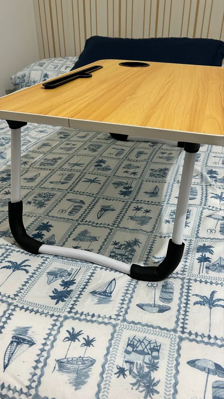 Mesa portátil dobrável para notebook com porta-copos - Foto 2