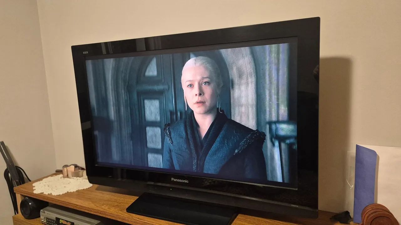 Televisão 37" - Panasonic Viera  - Foto 2