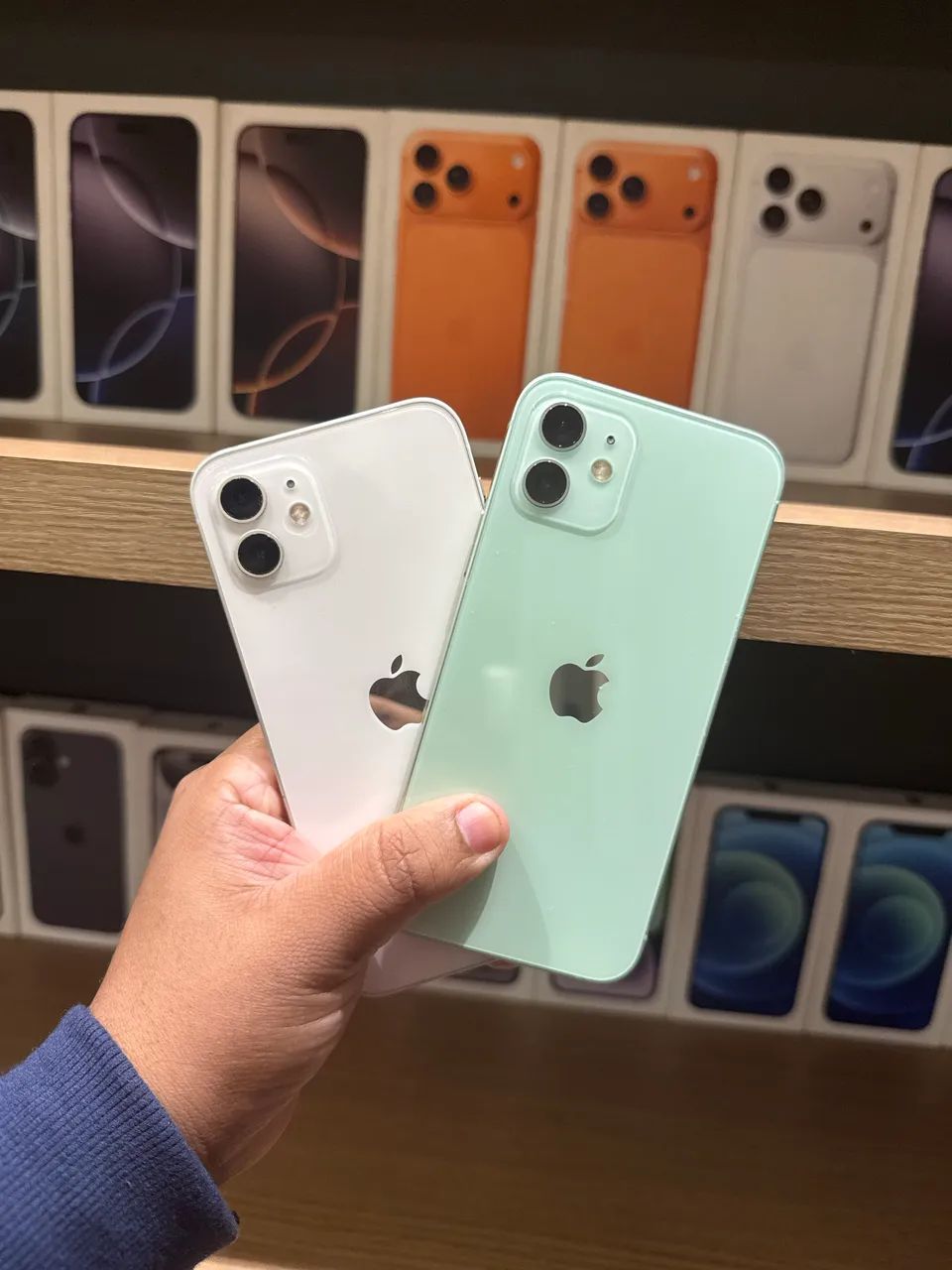 NOVIDADE IPHONE 12 64GB - Foto 3