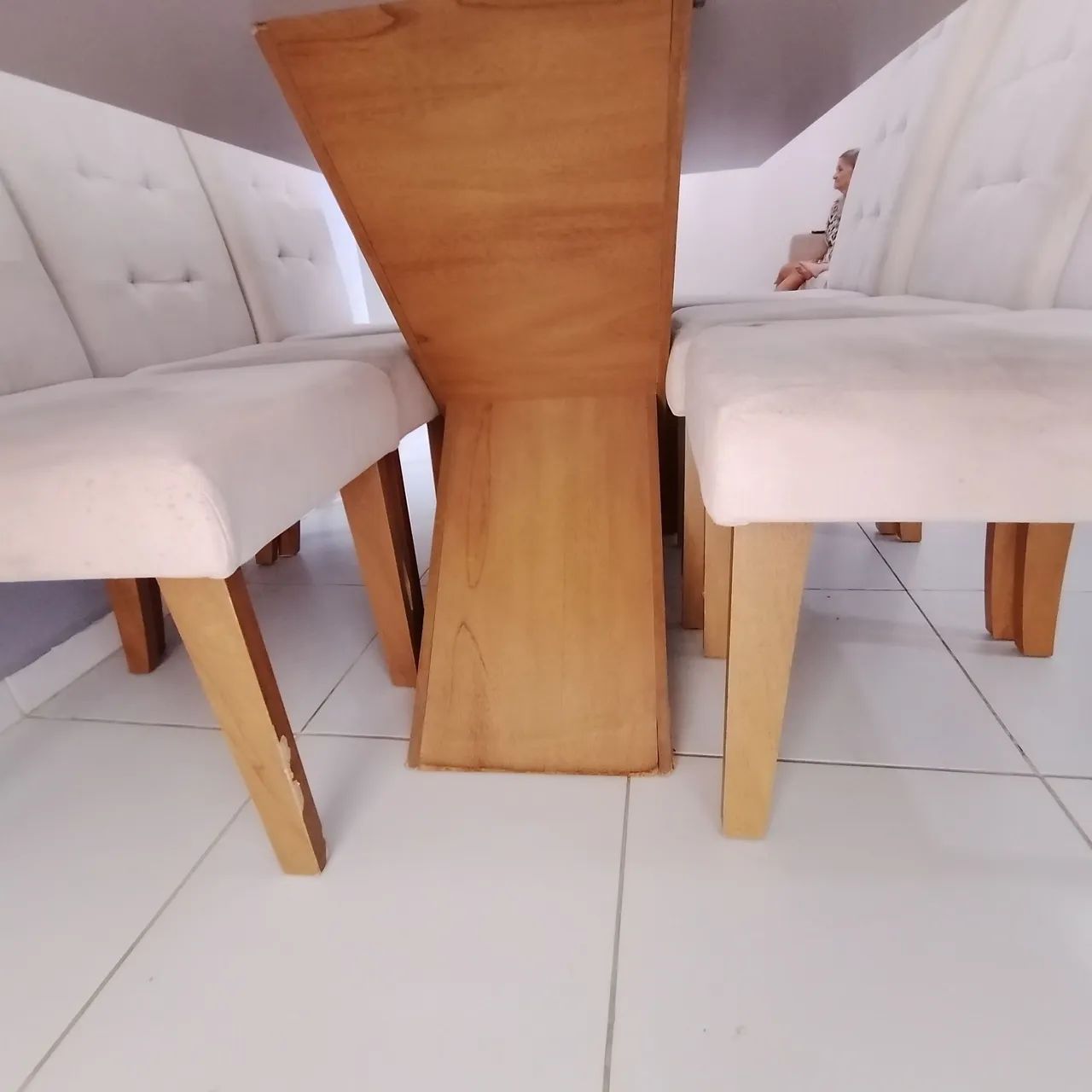 Mesa com 6 cadeiras  - Foto 3