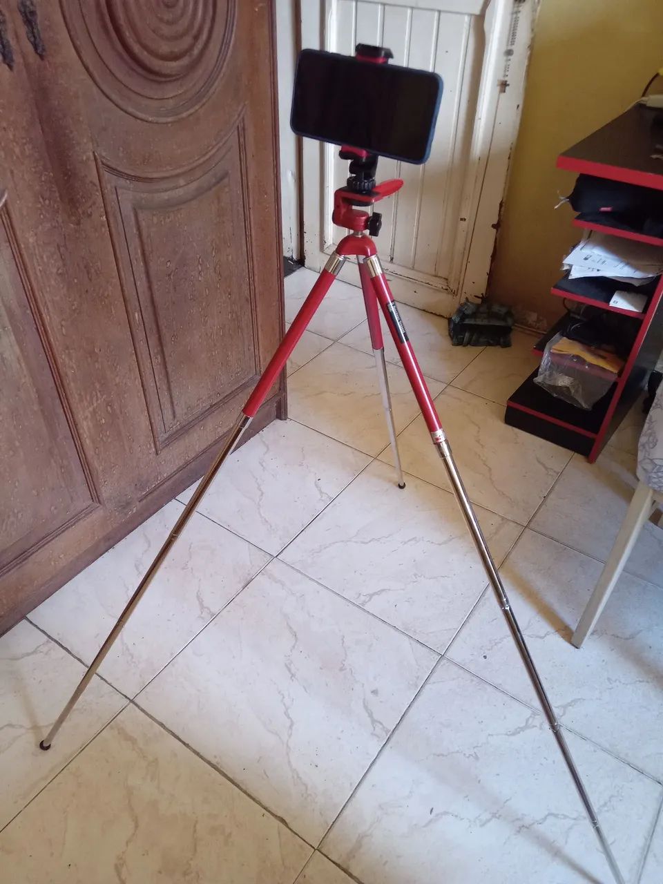 Mini tripé para celular  - Foto 4