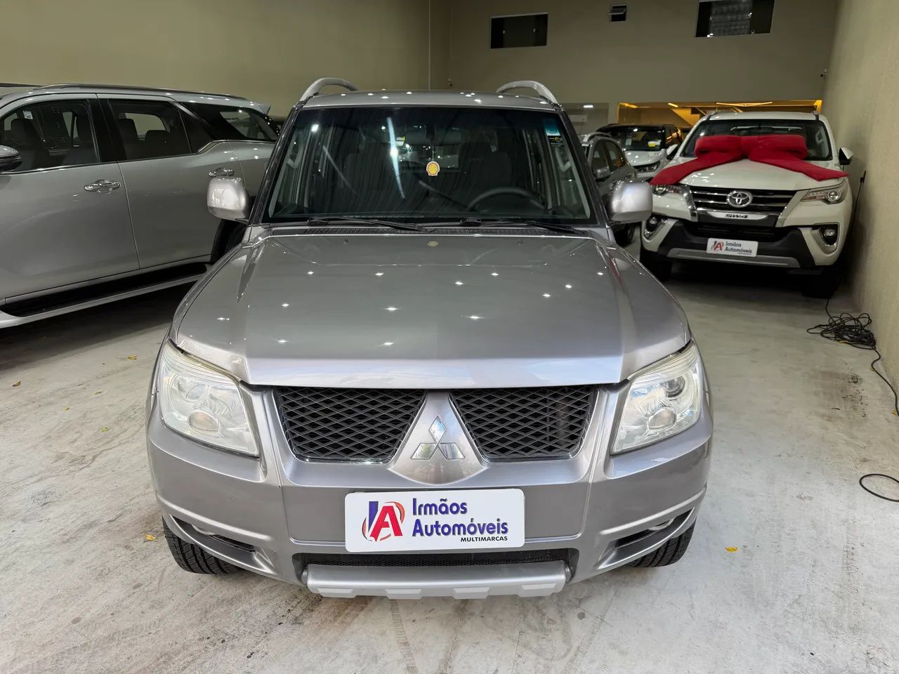 Mitsubishi Pajero 2012