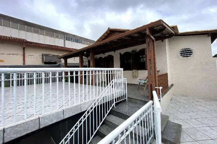 Casa 250m2 - 4 quartos - João Pinheiro - Foto 2
