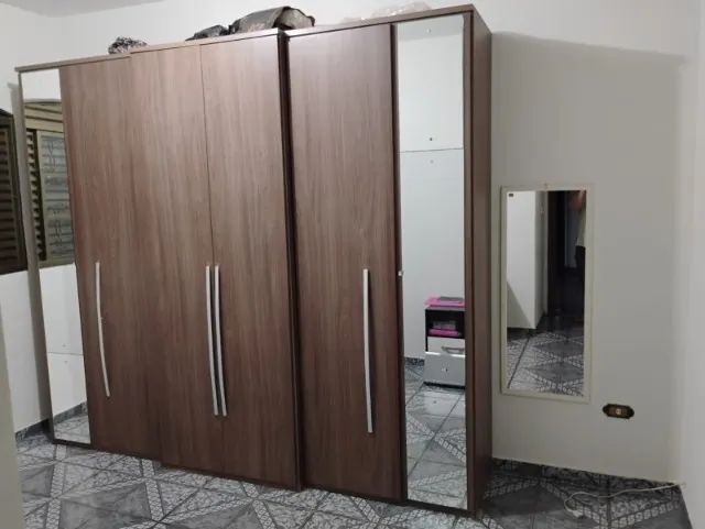 Guarda Roupa 6 portas