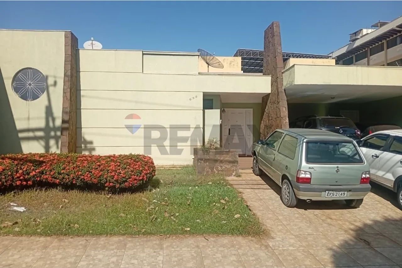 Casa Comercial c/ 4 Quartos p/ Locação em Lins! - Foto 2