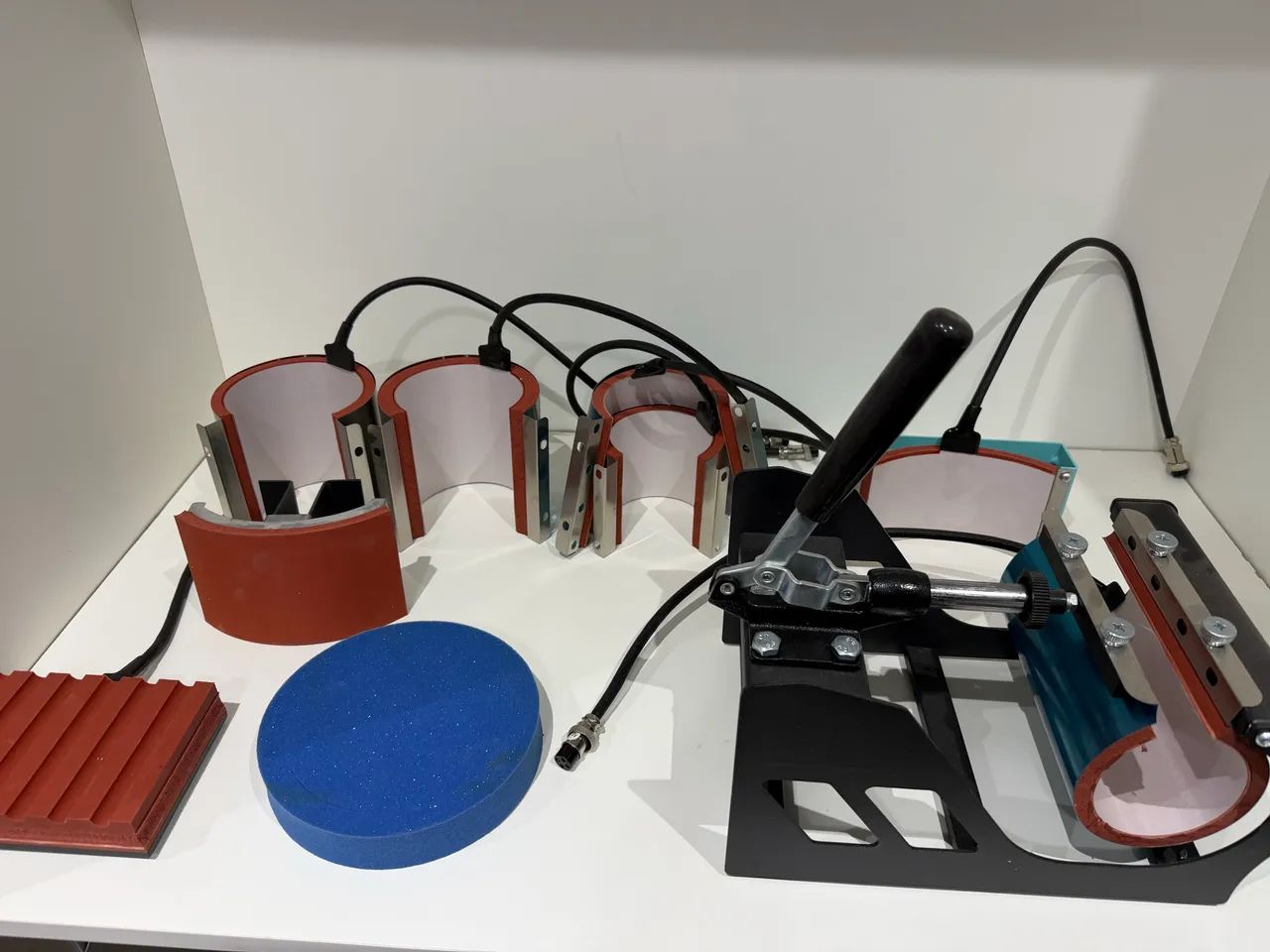 Prensa Térmica Multifuncional 10 em 1 - Quase Nova + Acessórios - Foto 5