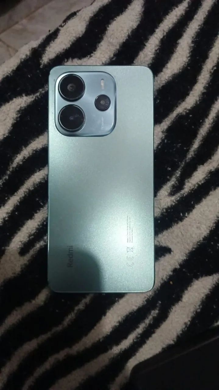Celular redminot14 