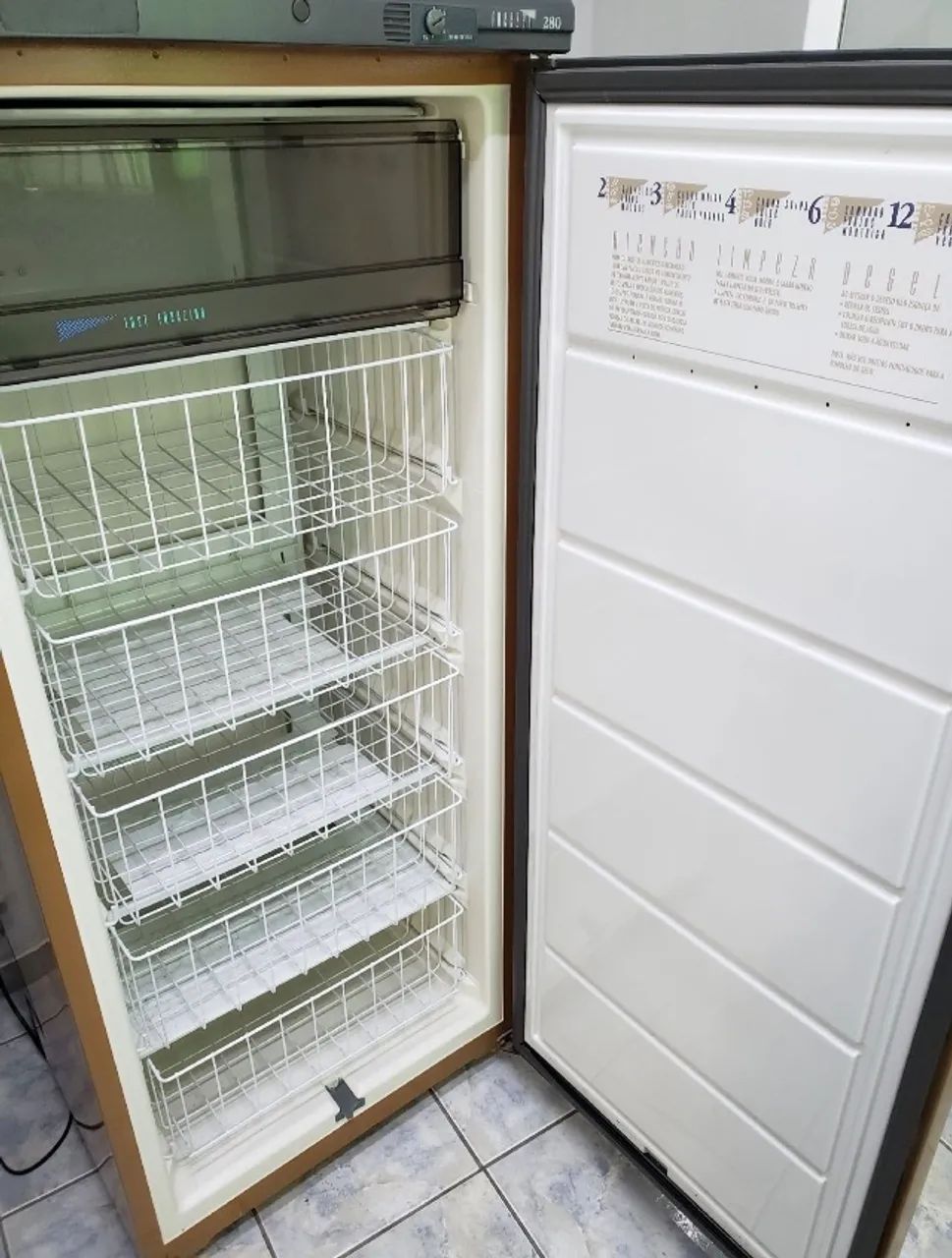 Freezer Vertical Cônsul 230l  - Foto 2