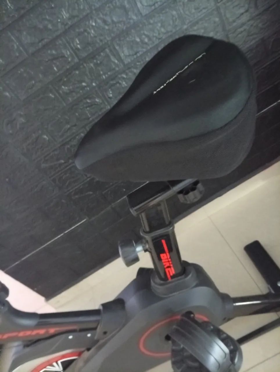 Bicicleta ergométrica semi nova funciona perfeitamente  - Foto 5