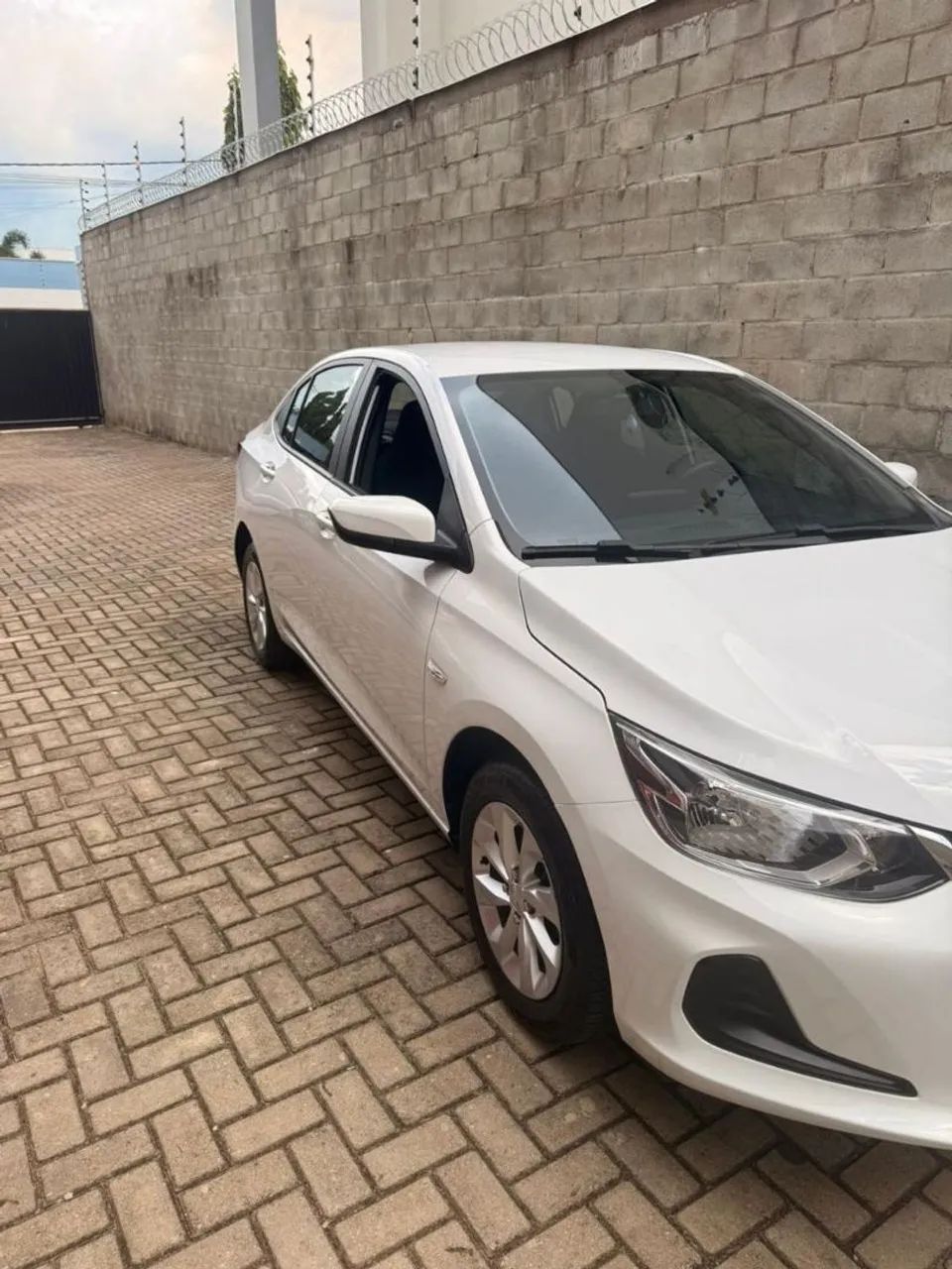 Chevrolet Onix Plus LT 1.0 12V Flex Mec. 4P 2022 - Foto 3