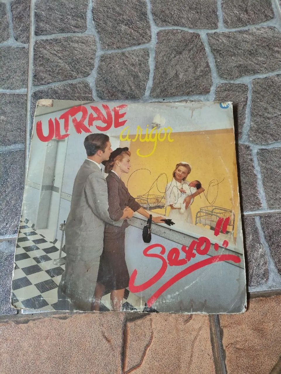 Disco vinil ultrage a rigor 