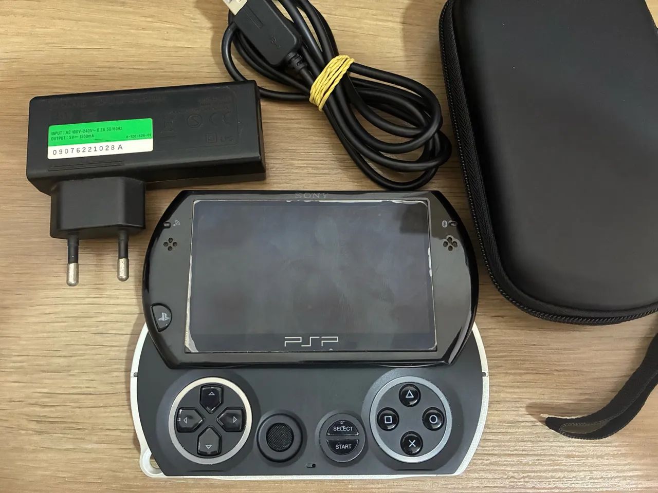 PSP Go - LEIA O ANÚNCIO - Consoles de Vídeo Game - Bouganville 2