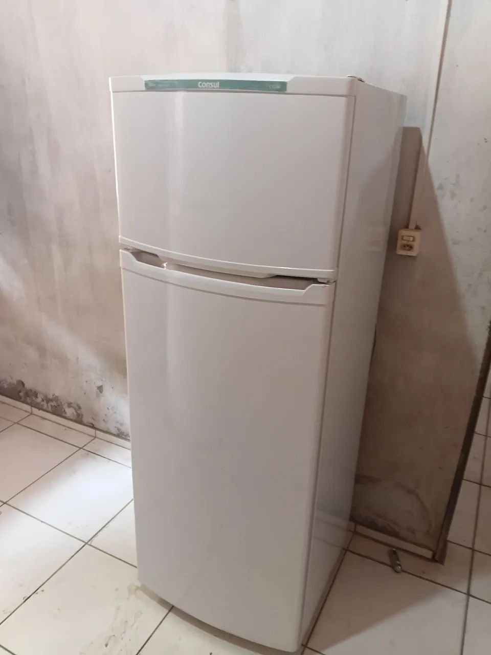 Vendo geladeira  - Foto 2