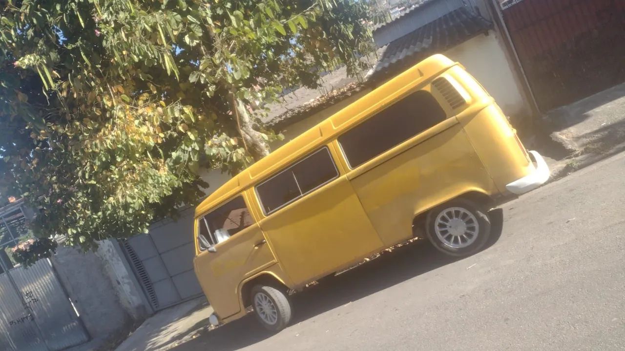 Volkswagen Kombi Kombi Standard/ Luxo/ Série Prata 1998