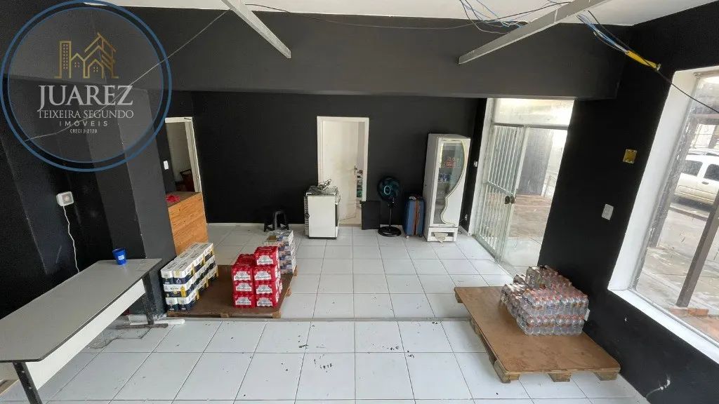 IMOVEL COMERCIAL NA BARRA COM 100M2 DE ÁREA INTERNA, MAIS 30M2 DE ÁREA EXTERNA. OPORTUNIDA - Foto 3