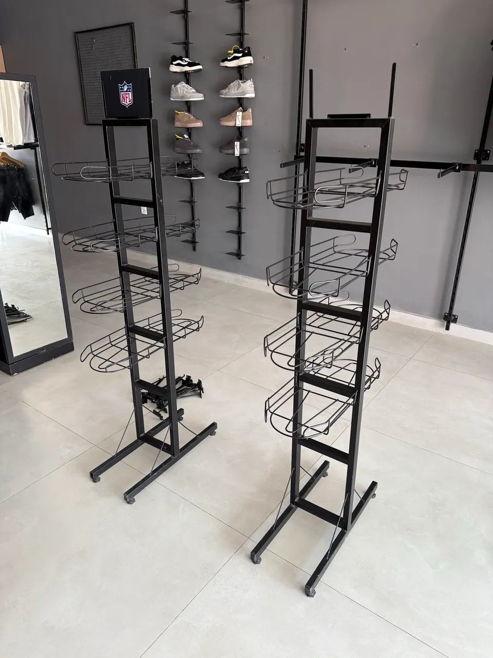 MÓVEIS PARA LOJA DE ROUPA  - Foto 4