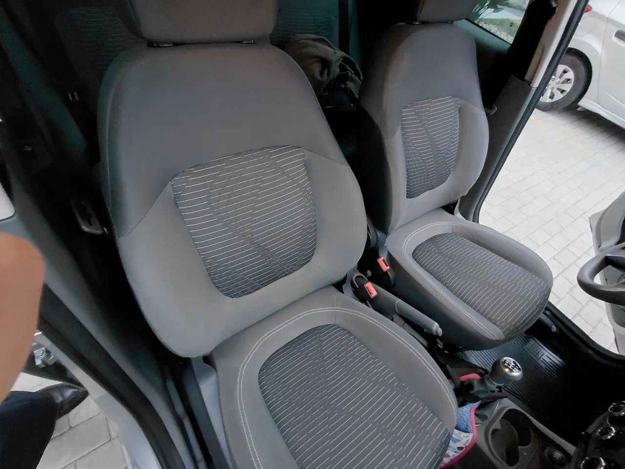 Fiat Palio Attractive 1.0 EVO Fire Flex 8V 5P 2016 - Foto 5