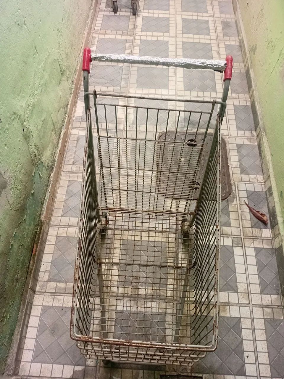 VENDO CARRINHO DE FEIRA - PEGANDO ATÉ AMANHÃ  - Foto 3