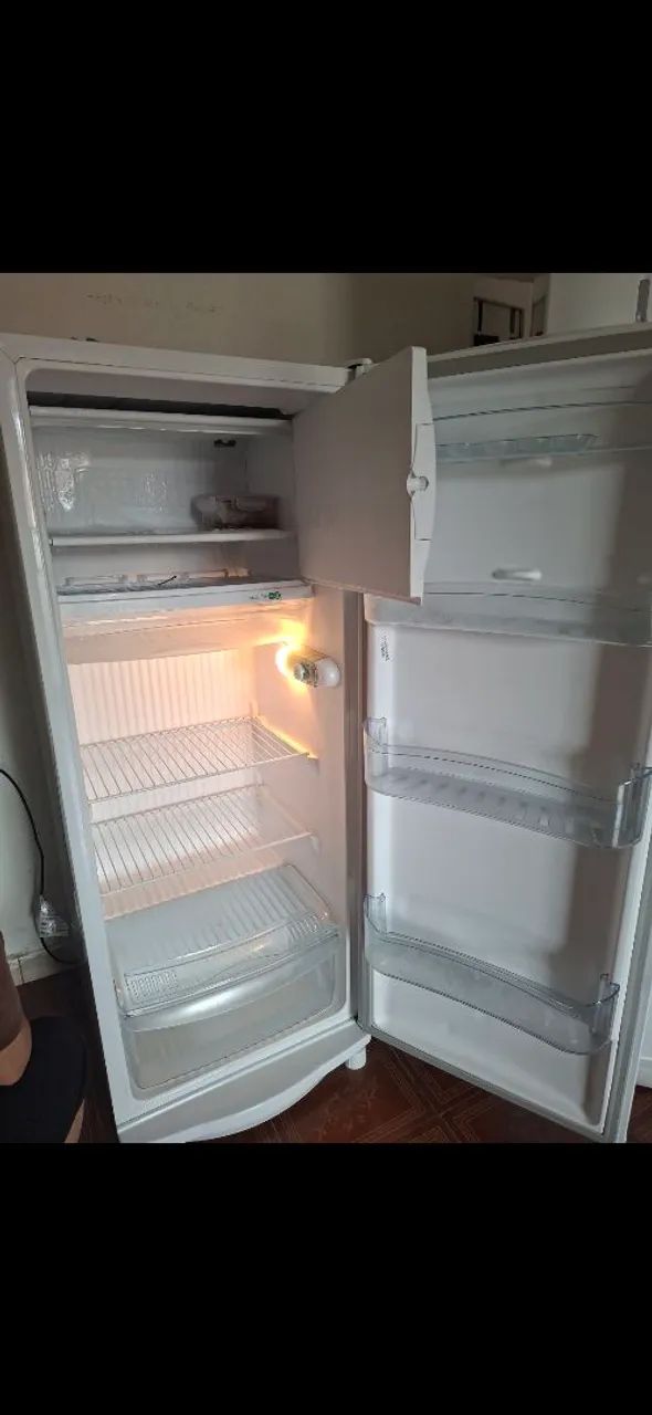 Vendo geladeira - Foto 3