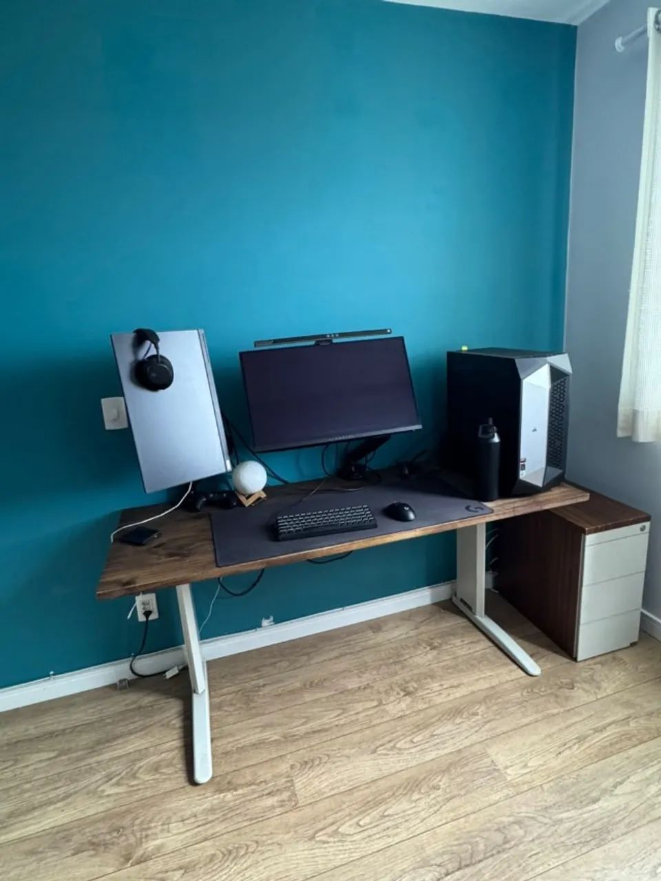 Mesa de Escritório + Gaveteiro 