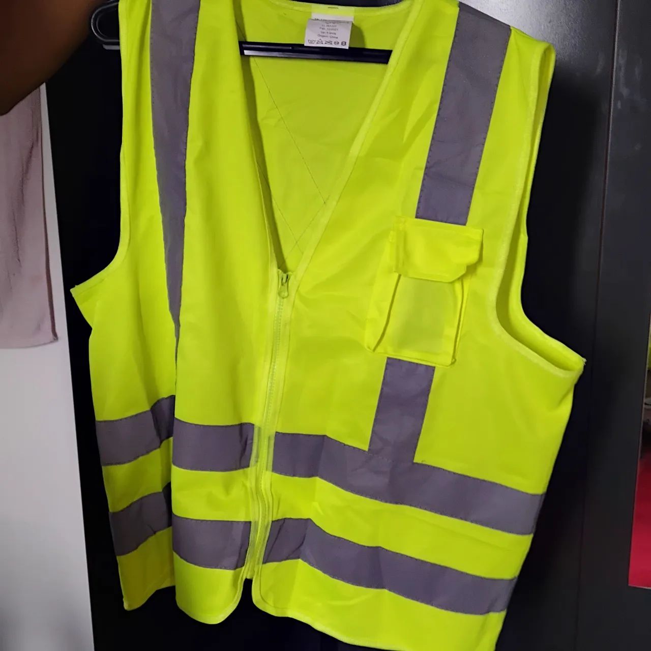 Colete refletor usado 