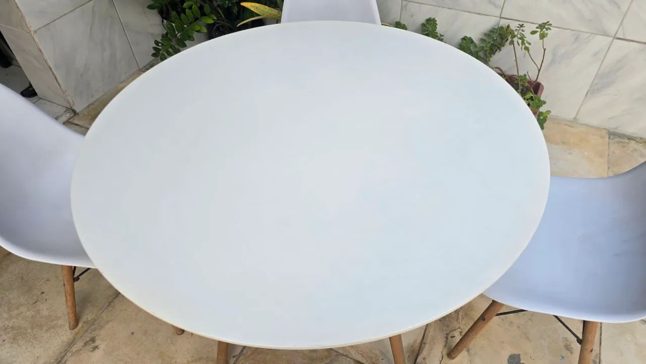 Conjunto de mesa Eames redonda branca  - Foto 2