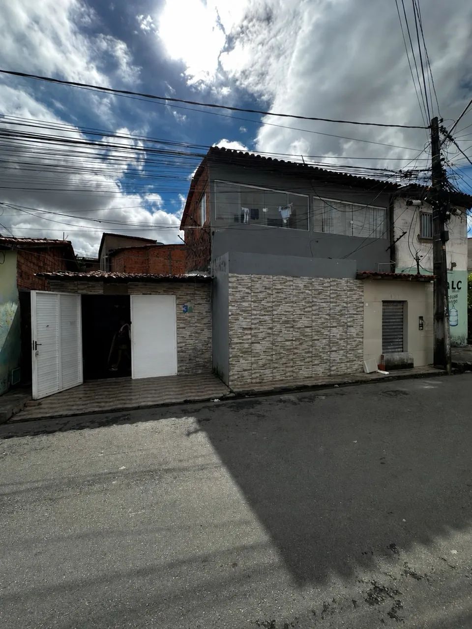 VENDO CASA NO SACAVÉM 