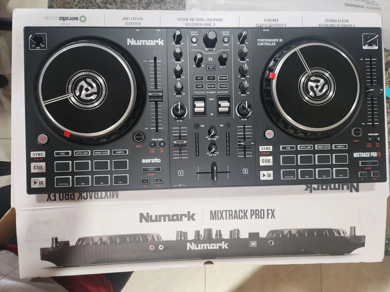 Controlador Numark mixtrack Pro Fx - Foto 2