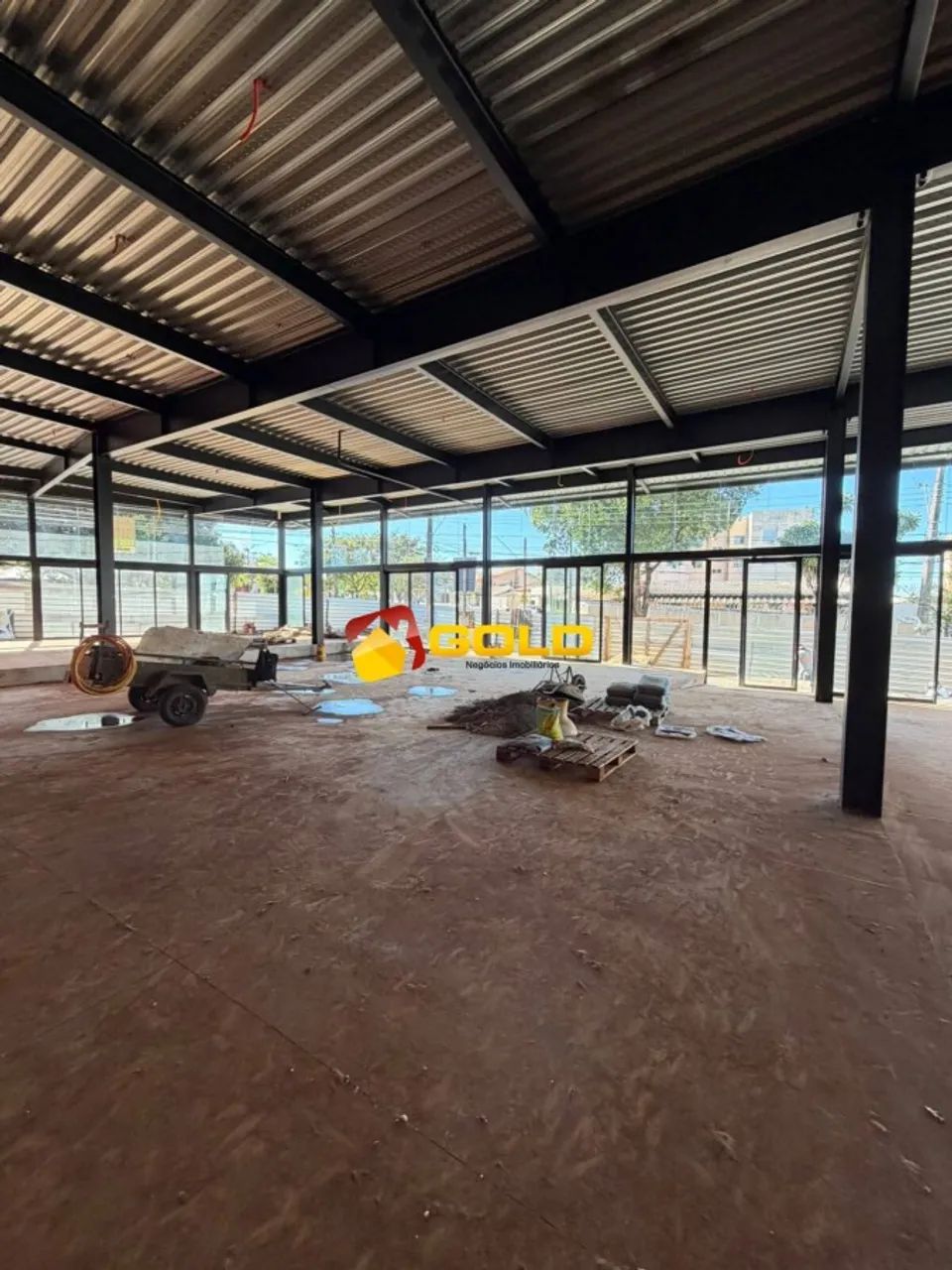 Imóvel Comercial para Locação em Uberlândia, Presidente Roosevelt, 2 banheiros