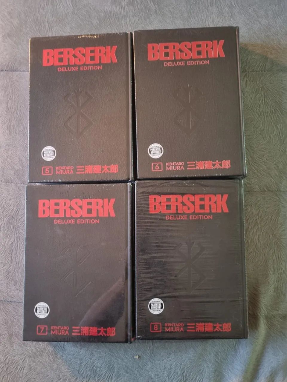 Berserk Deluxe Importado vols. 5-8 - Livros e revistas - Centro